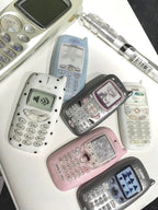 Mobile phone-shaped hairpin