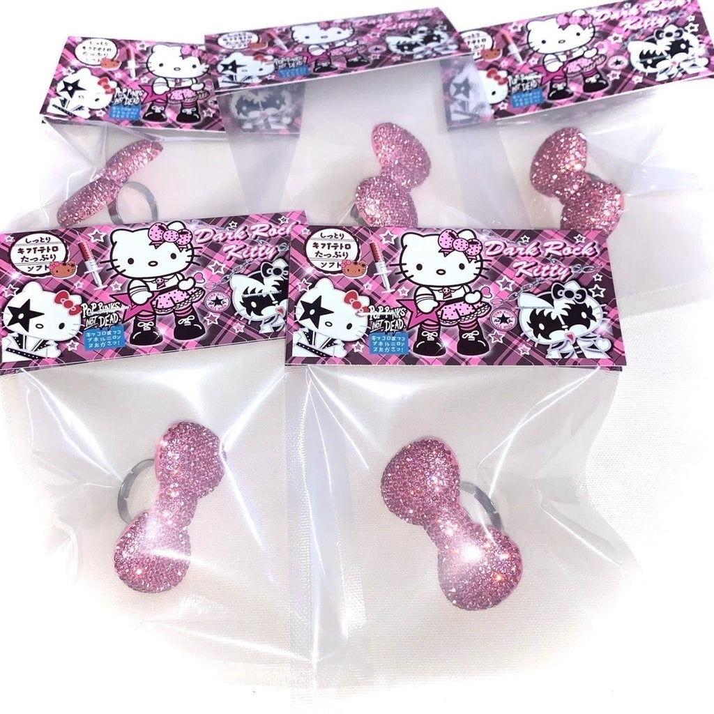 Hello kitty diamond bow ring